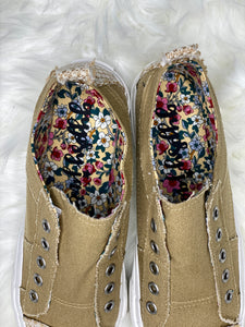 Gypsy Jazz Jolly Slip-Ons - TAN