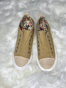 Gypsy Jazz Jolly Slip-Ons - TAN