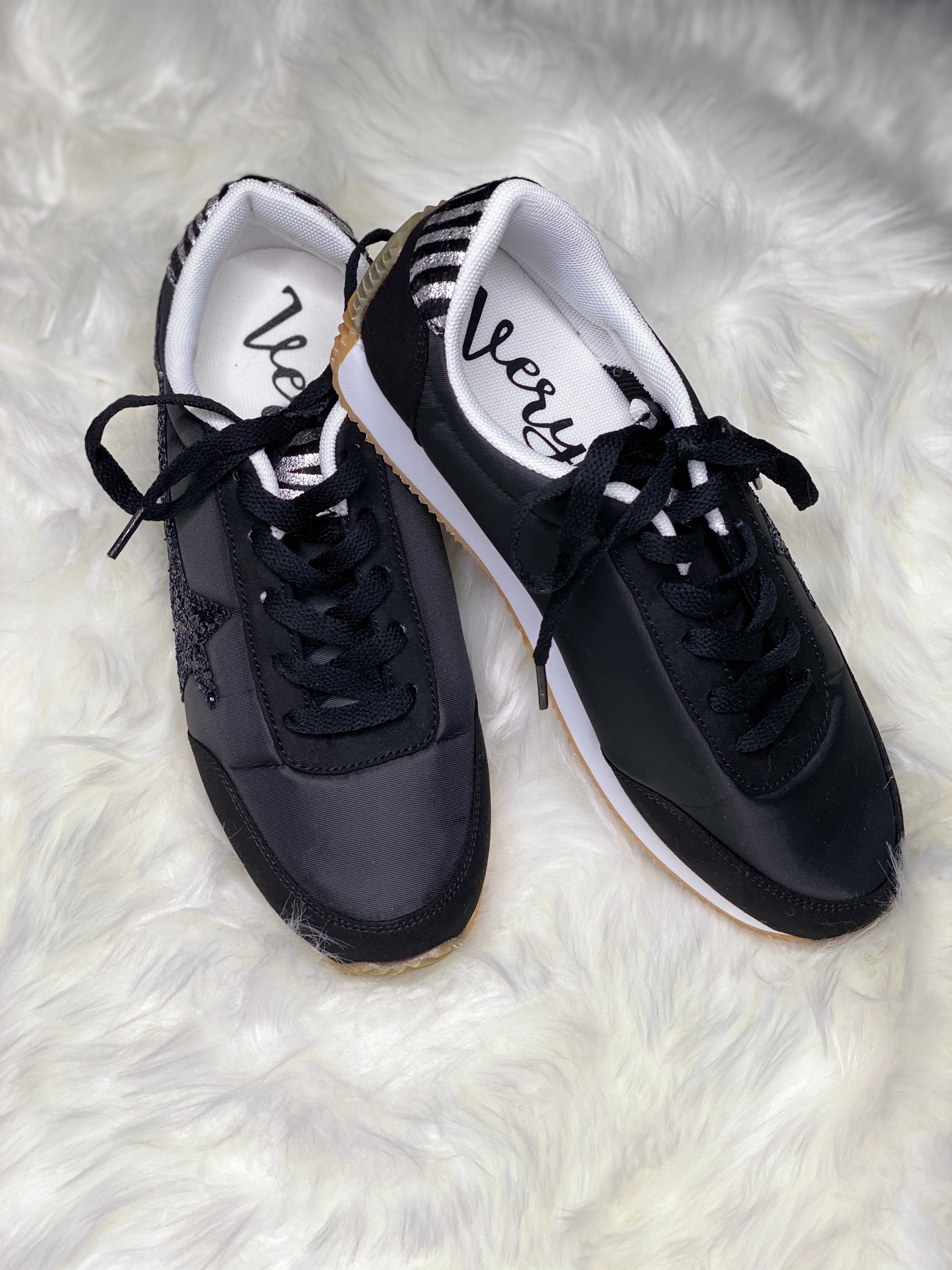 Very G Vintage Black Sneakers